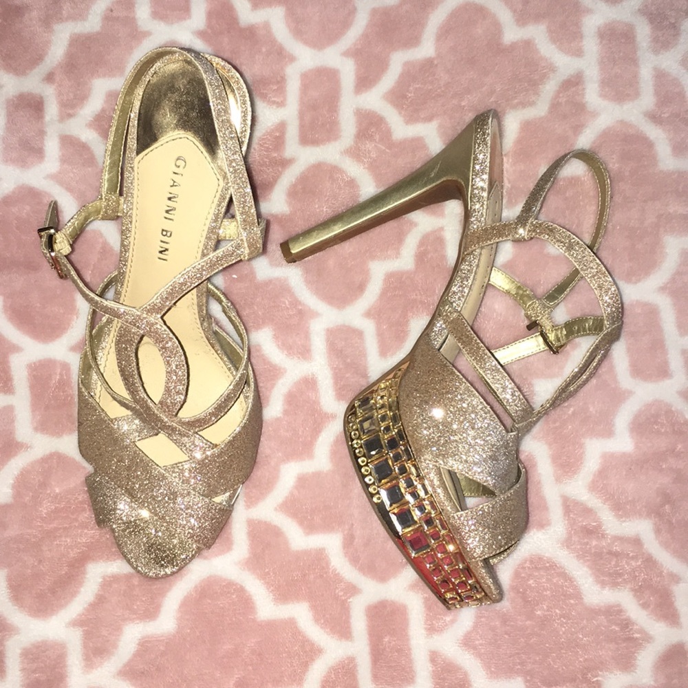 Gianni Bini Gold Heels
